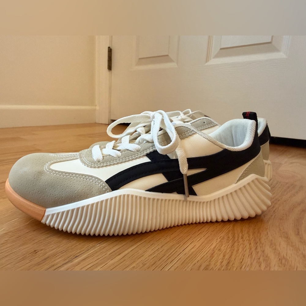 De Florance Italy Sneakers Size 8.5 White Gray Black Platform Trainers - Picture 2 of 6